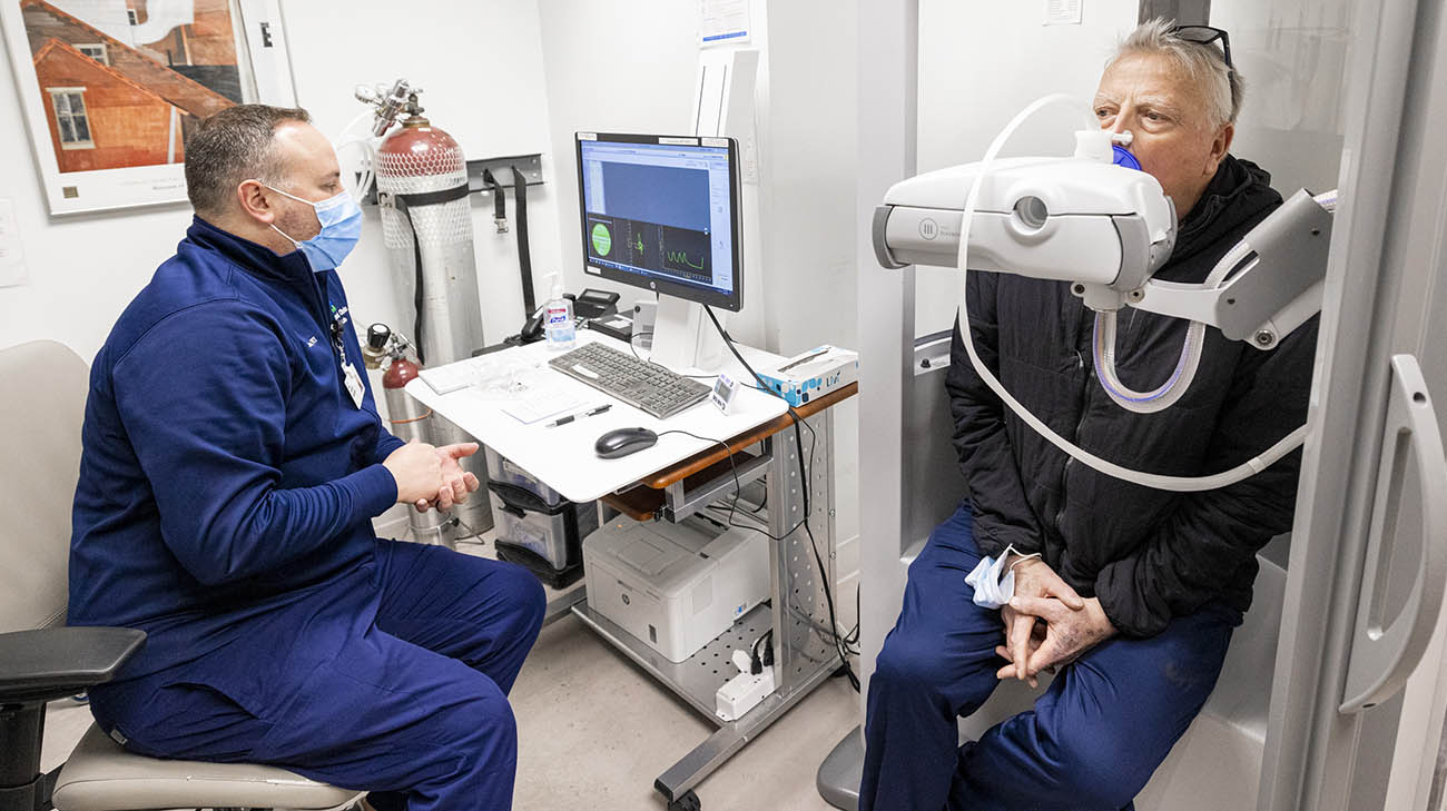 Geoff undergoing a breathing test at Cleveland Clinic. 