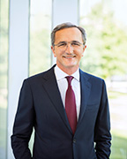 Medical Professionals Fellowship Program Sponsors Mentors Cleveland Clinic