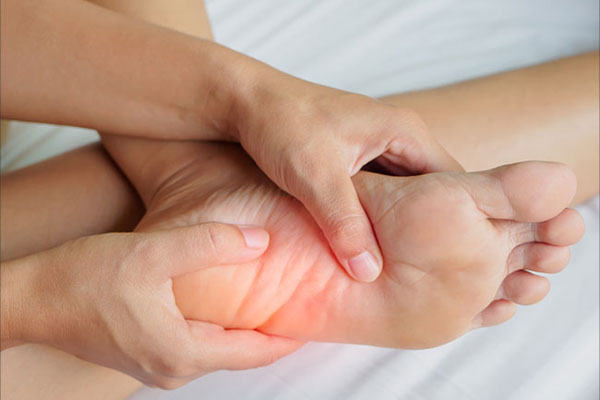 Chiropody - Foot Heel Pain | Cleveland Clinic Canada