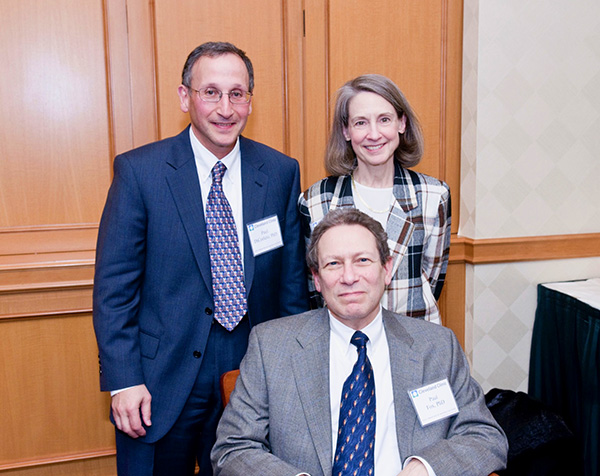  Paul DiCorleto, PhD (left), former chair of Cleveland Clinic Lerner Research Institute, with fellow researchers Paul Fox, PhD, and Linda Graham, MD. 