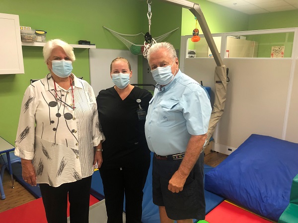 Bonnie and Wayne Barski with Lead Therapist, Lynsey Heinold-Edge