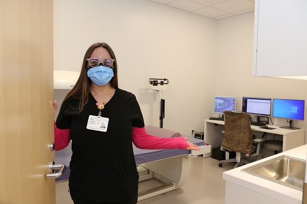 Mammography technician at Lozick Women's Center