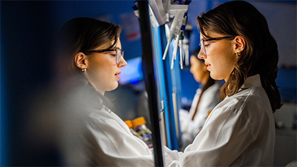 Keri Lab at LRI focuses on investigating drug cocktails for treating breast cancer