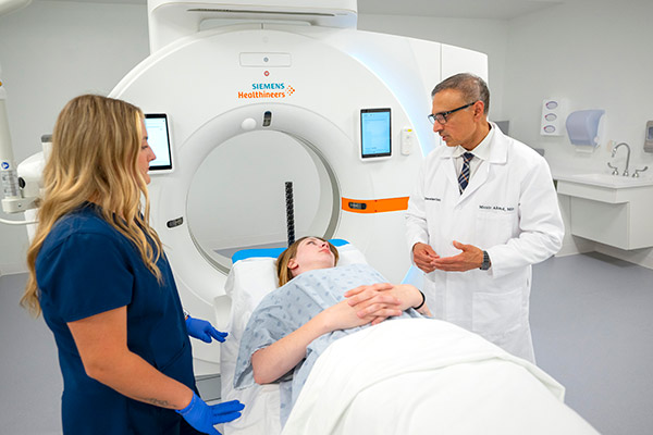 A patient speaking to a Cleveland Clinic Physician