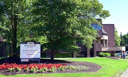 Akron General Medical Office Building, W. Market