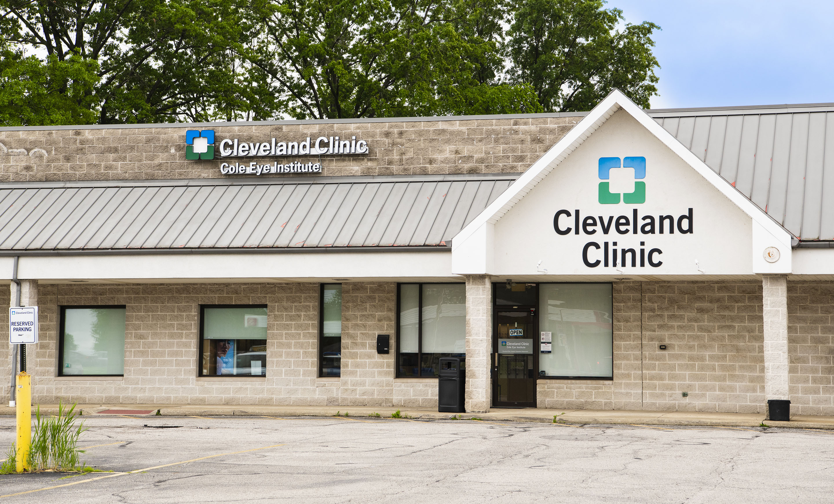 Cole Eye Institute, North Ridgeville