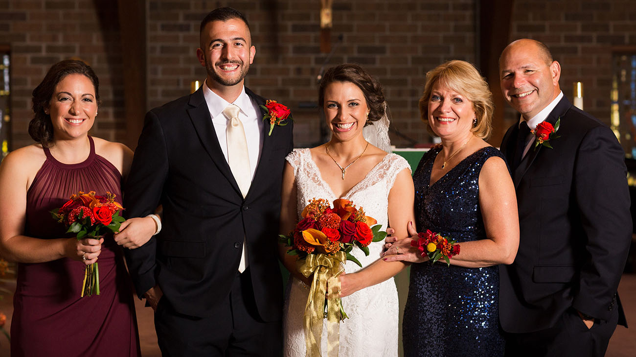 Jim with his family at daughter Patti’s wedding. (Courtesy: Amber Rowe, Making the Moment)