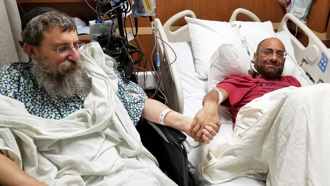 Liver transplant recipient Adam Levitz and living liver donor Rabbi Ephraim Simon