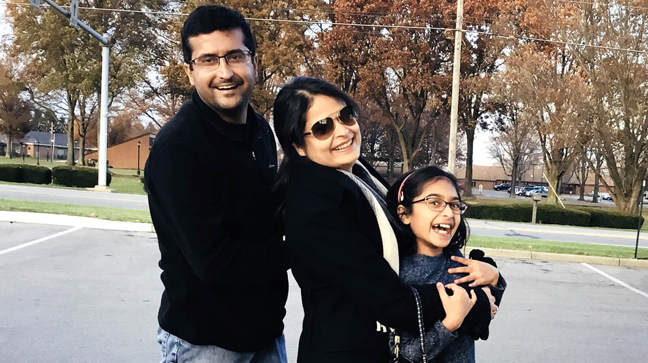 Lung transplant recipient Ajit Tolani with his wife and daughter. 