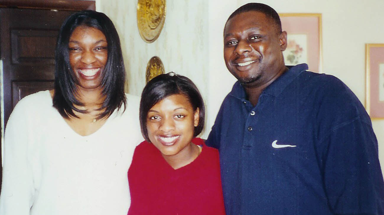 Alana Burns, Cleveland Clinic kidney-pancreas transplant patient, with her brother and sister. 