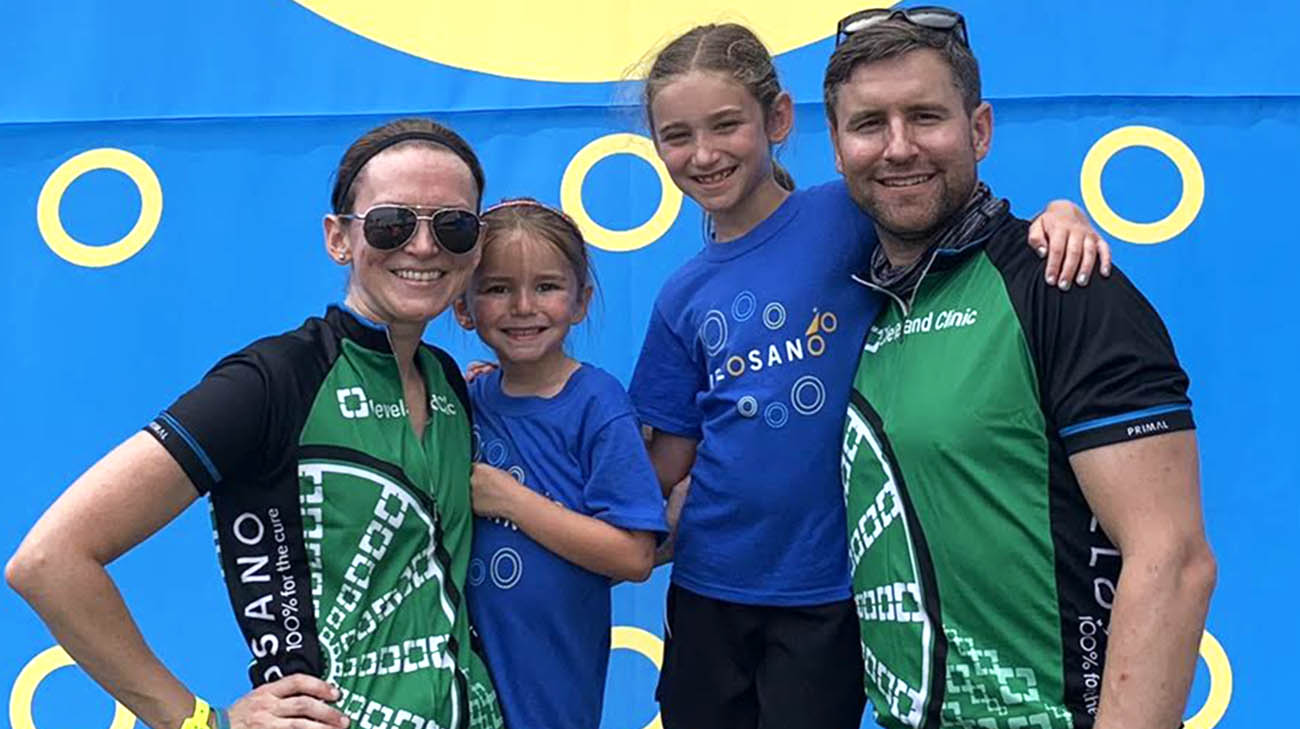 Kate Watson, metastatic stage 4 breast cancer patient, and her family at Cleveland Clinic's VeloSano. 