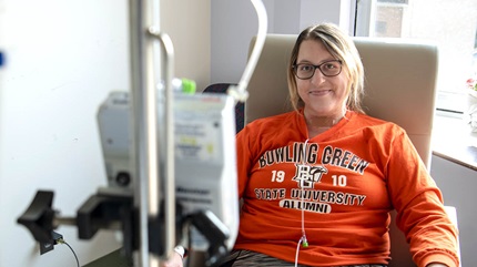 Lauren receiving infusion at Cleveland Clinic. 