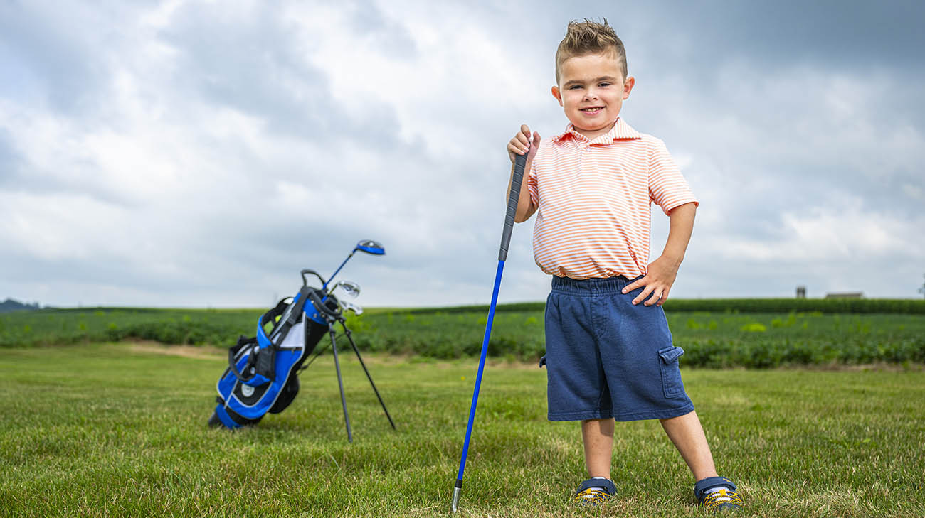 Brooks participated in the ceremonial first putt at Cleveland Clinic Children's Golf Outing fundraiser. 