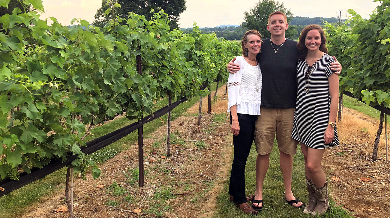 Kara and Ryan Fahey with their mom on one of their annual family road trips. (Courtesy: Kara and Ryan Fahey)