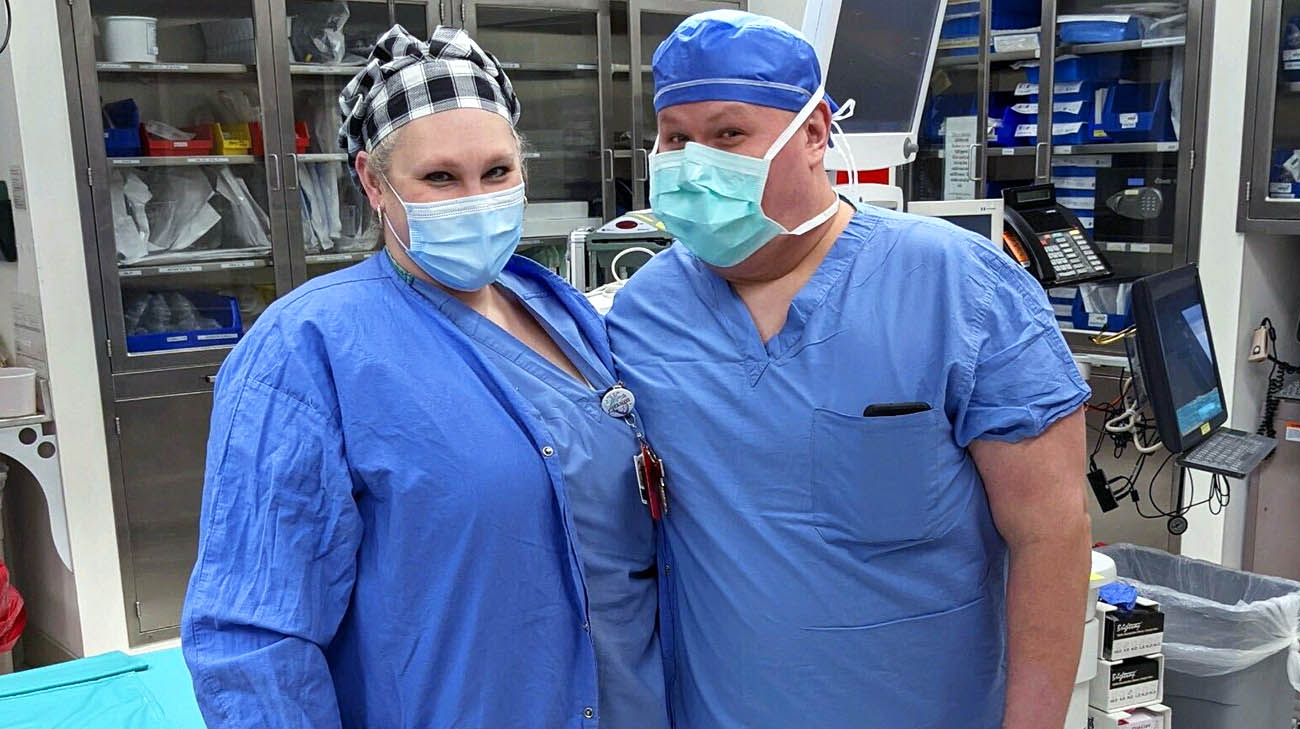 Jessica and John are both nurses at Cleveland Clinic. 
