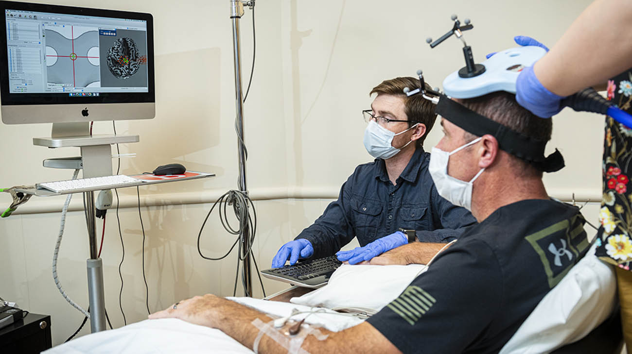 Smart brain-wave cap recognizes stroke before the patient reaches the  hospital