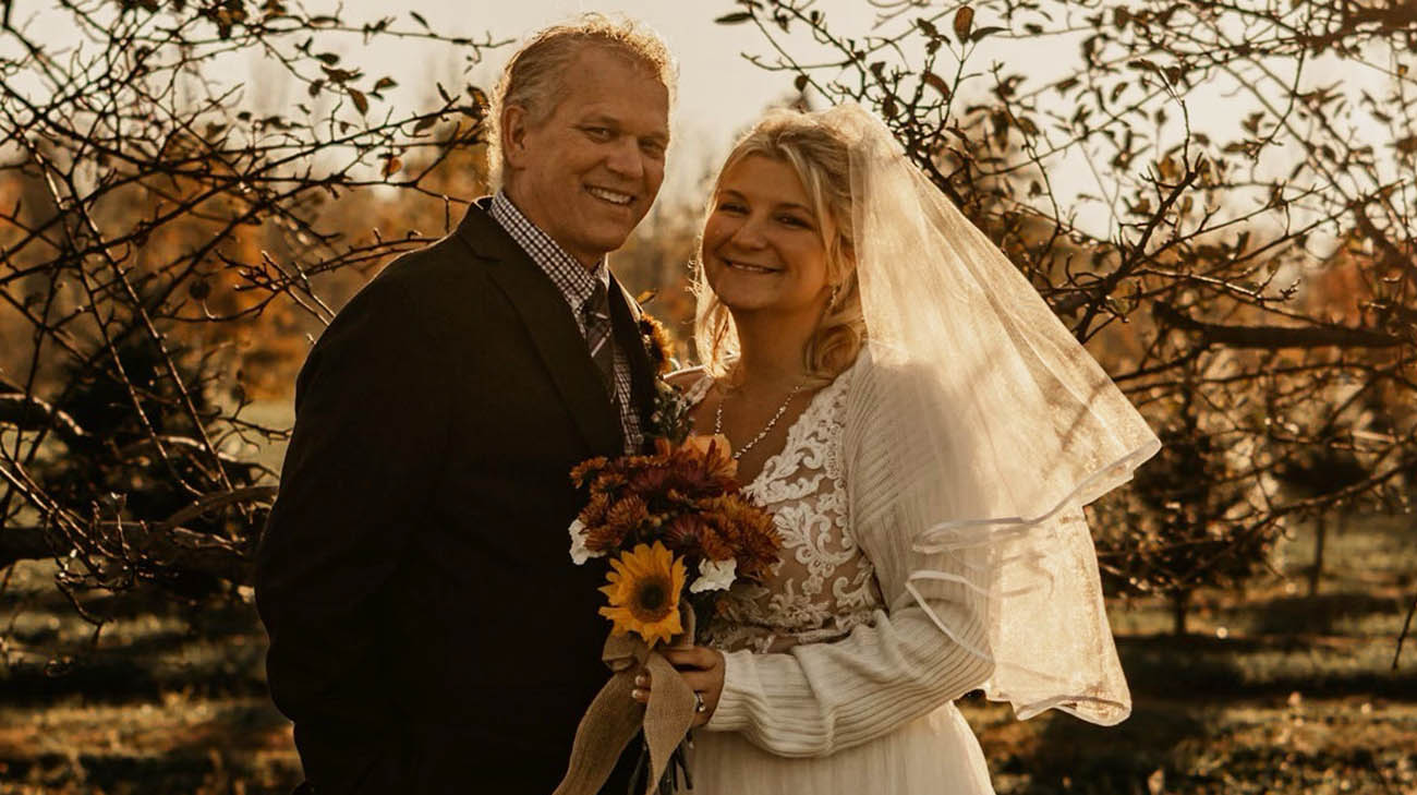 Jennifer and Erik had to put their wedding plans on hold when Erik experienced a near-death experience with COVID-19.