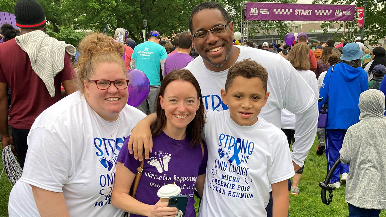 Quentin with his family and Cleveland Clinic nurse at the Cleveland March of Dimes walk in 2022. 