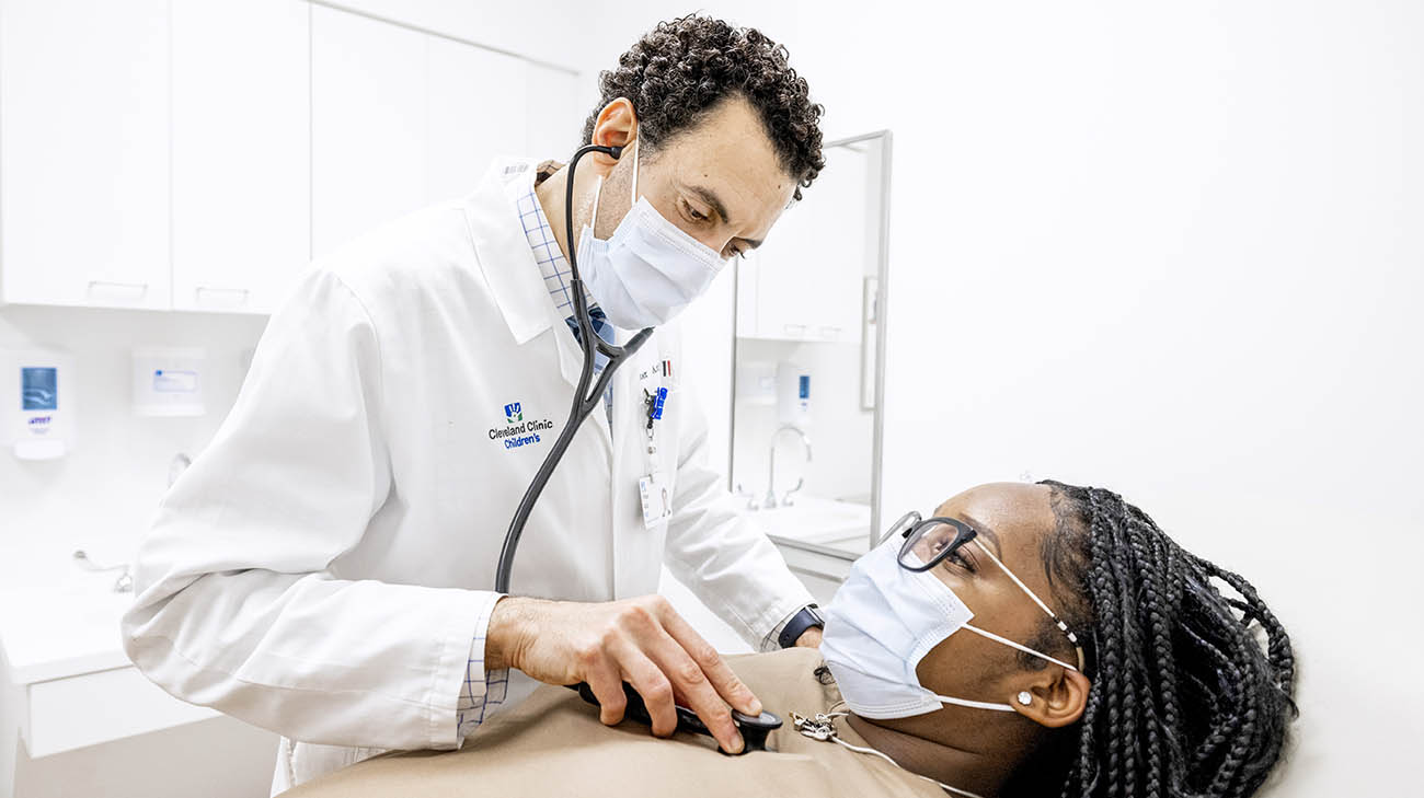 Breona during an appointment with Dr. Peter Aziz at Cleveland Clinic. 