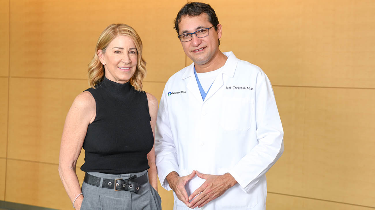 Chris Evert with gynecologic oncologist at Cleveland Clinic Weston Hospital, Joel Cardenas, MD.