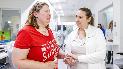 Bianca reunited with one of her nurses Daelle Waldron-Gearhardt during a return visit to Cleveland Clinic main campus. 