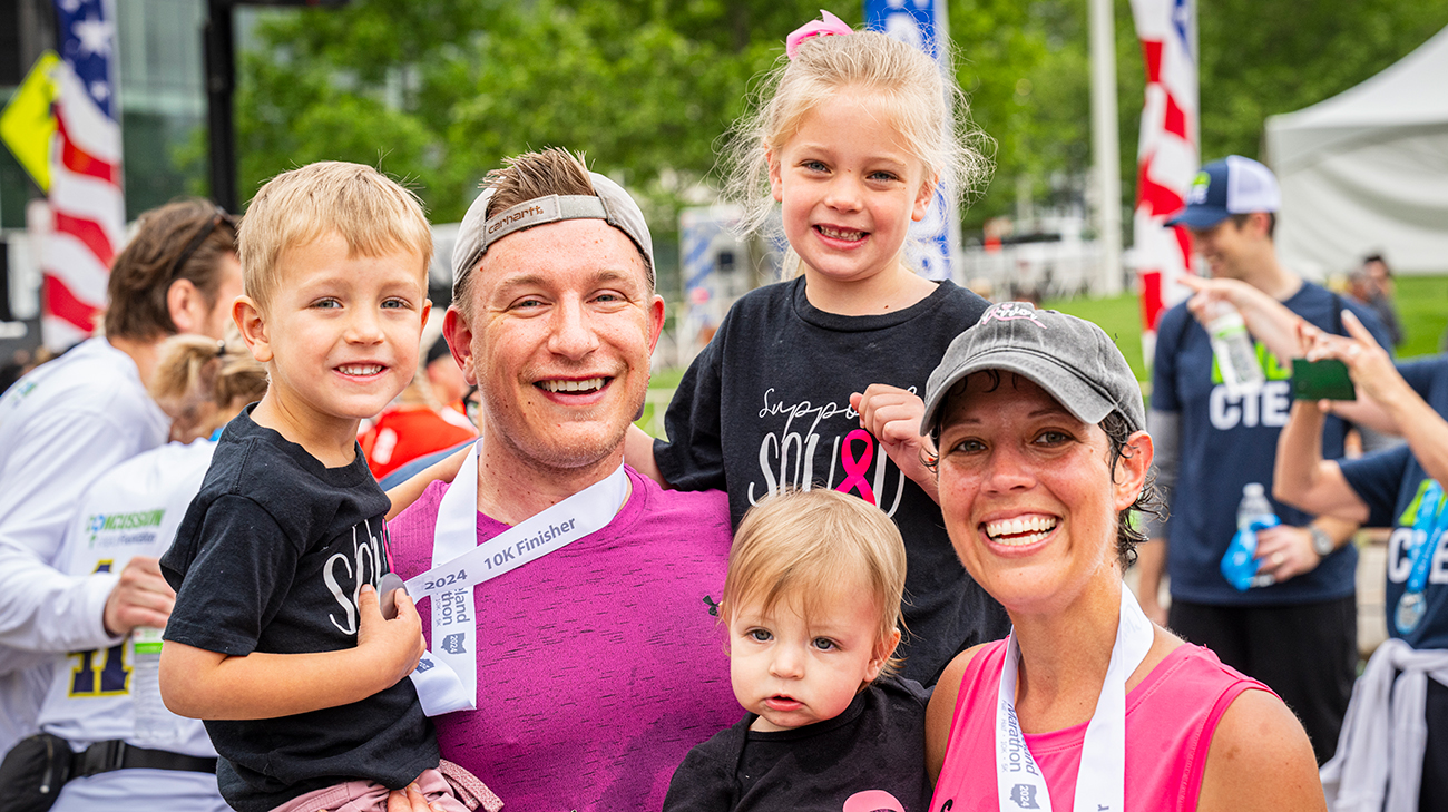 Samantha and family at Cleveland 10K.