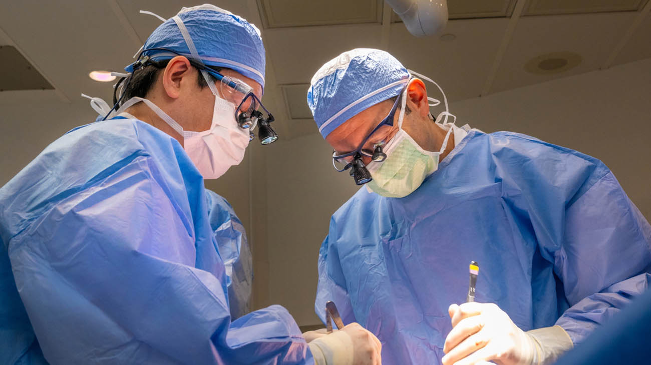 Cleveland Clinic Dr. Mohamed Eltemamy during a surgery. 