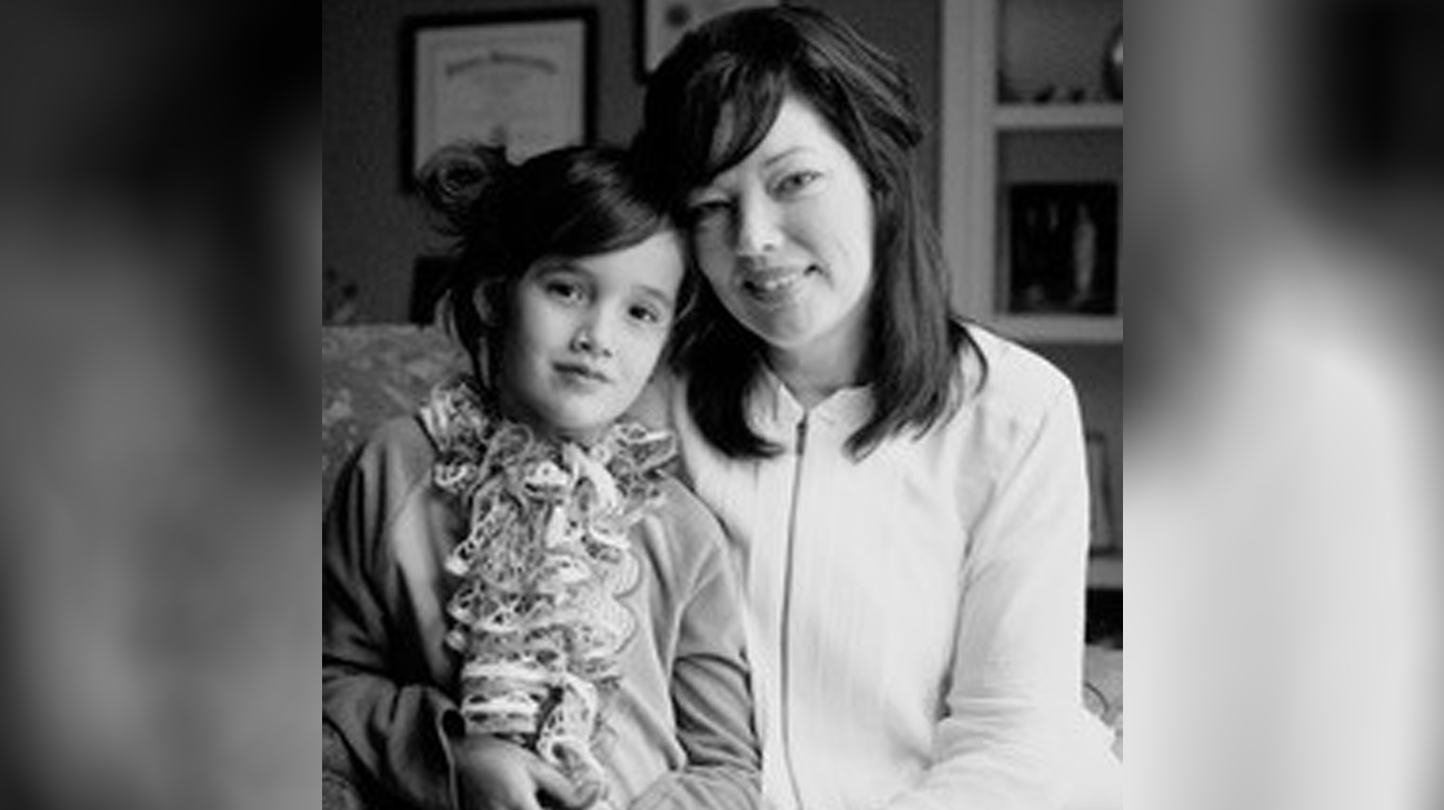 Lucia with her mother, Lisa. 