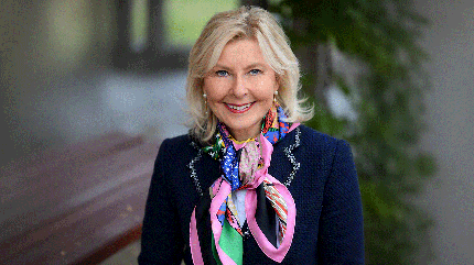 Paula Fishbeck