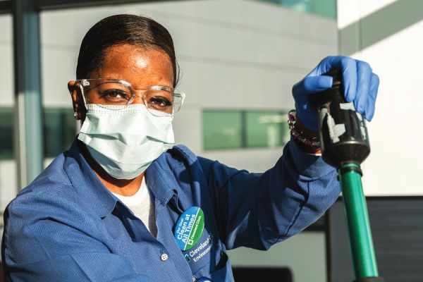 Cleveland Clinic employee makes sure the environment is clean at all times.